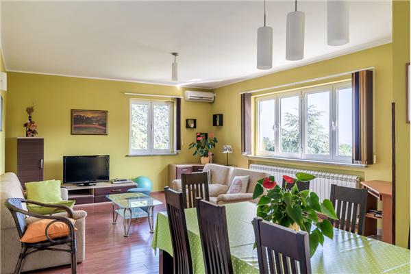 Apartment A2, for 7 persons