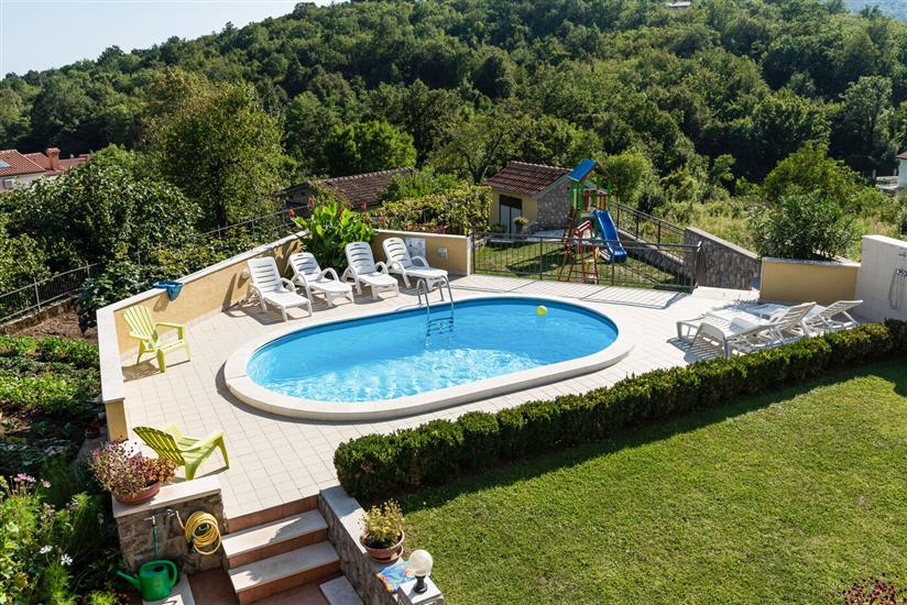 Apartment A2, for 7 persons