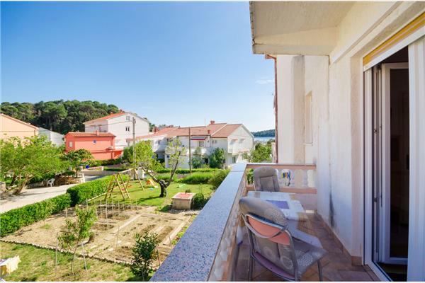 Room S4, for 2 persons