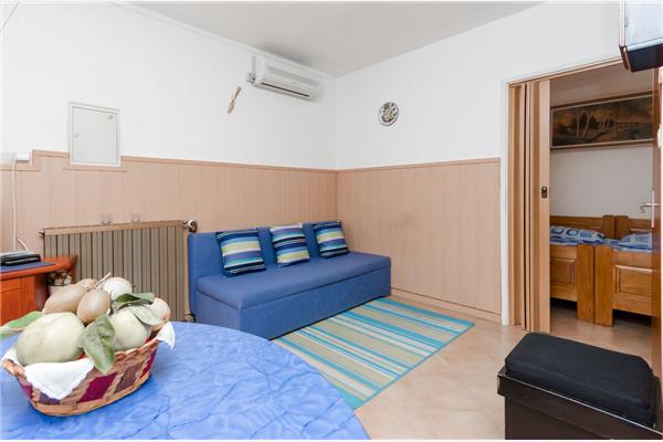 Apartment A2, for 3 persons