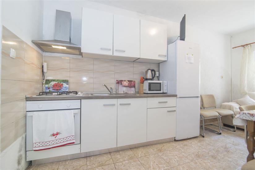 Apartment A5, for 6 persons