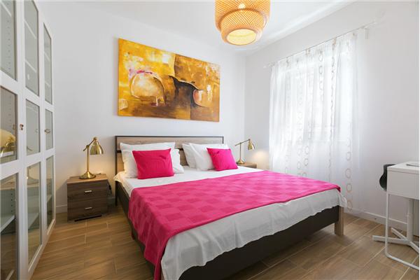 House K1, for 10 persons