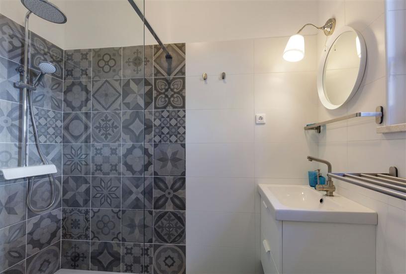 House K1, for 10 persons