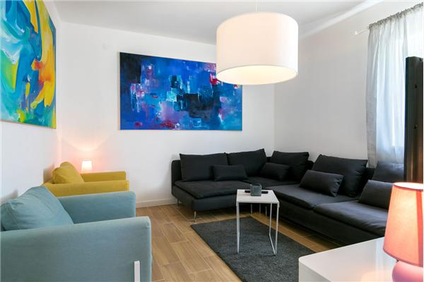 House K1, for 10 persons