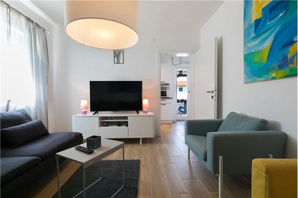 House K1, for 10 persons