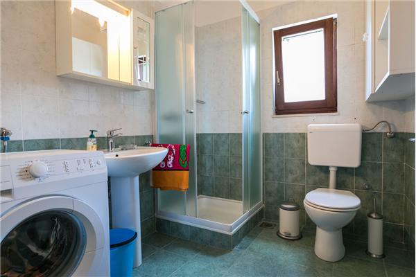 House K1, for 10 persons