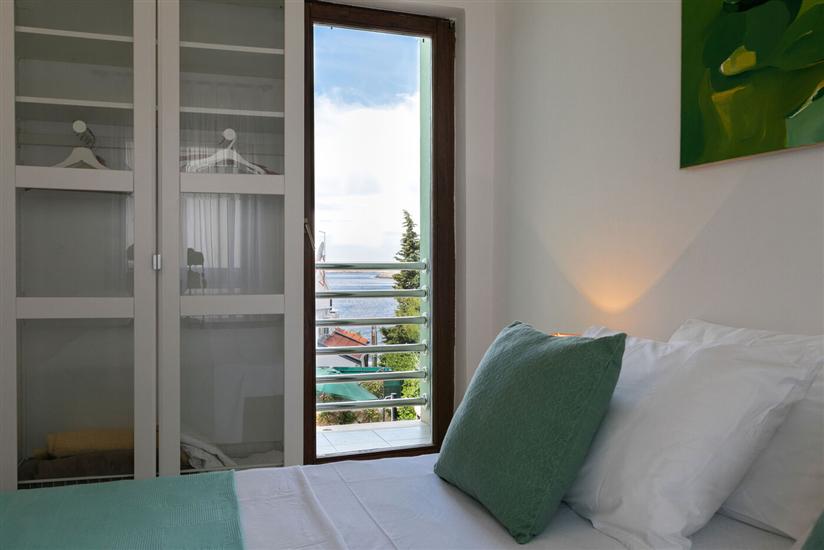 House K1, for 10 persons