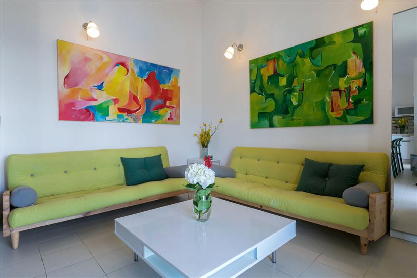 House K1, for 10 persons