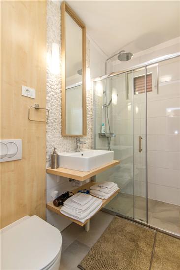 Apartment A1, for 6 persons