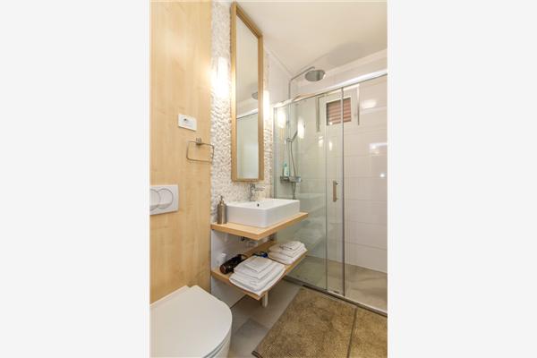 Apartment A1, for 6 persons