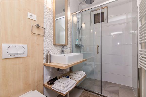 Apartment A1, for 6 persons