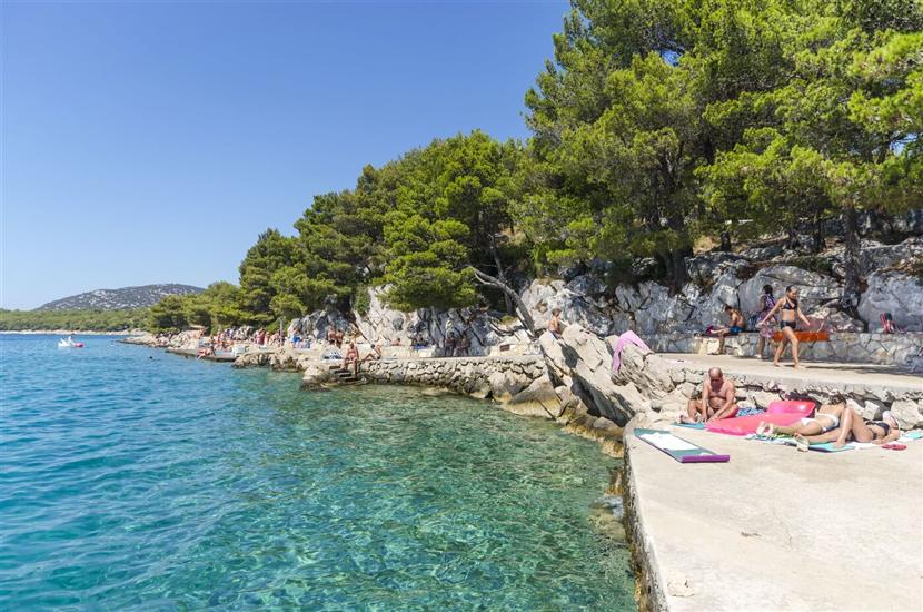 Apartmaji Mila Family & Pool Apartments