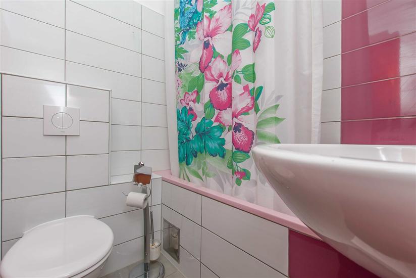 Apartment A1, for 3 persons