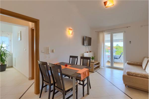 Apartment A5, for 4 persons