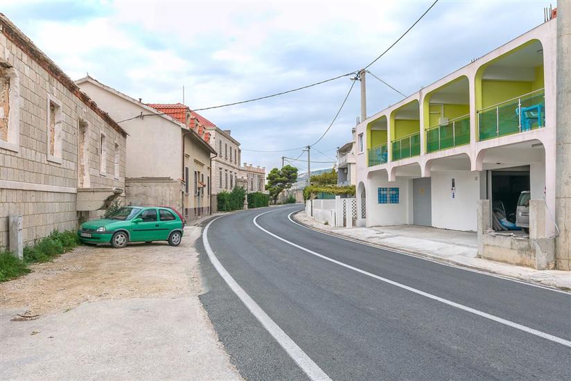 Apartments Road star