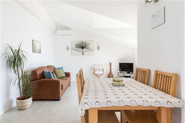 Apartment A1, for 4 persons