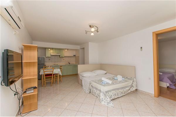Apartment A1, for 4 persons