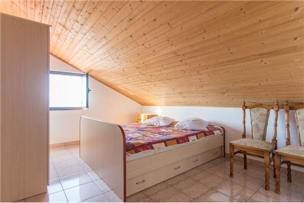 House K1, for 8 persons