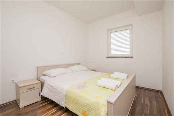 Apartment A5, for 4 persons