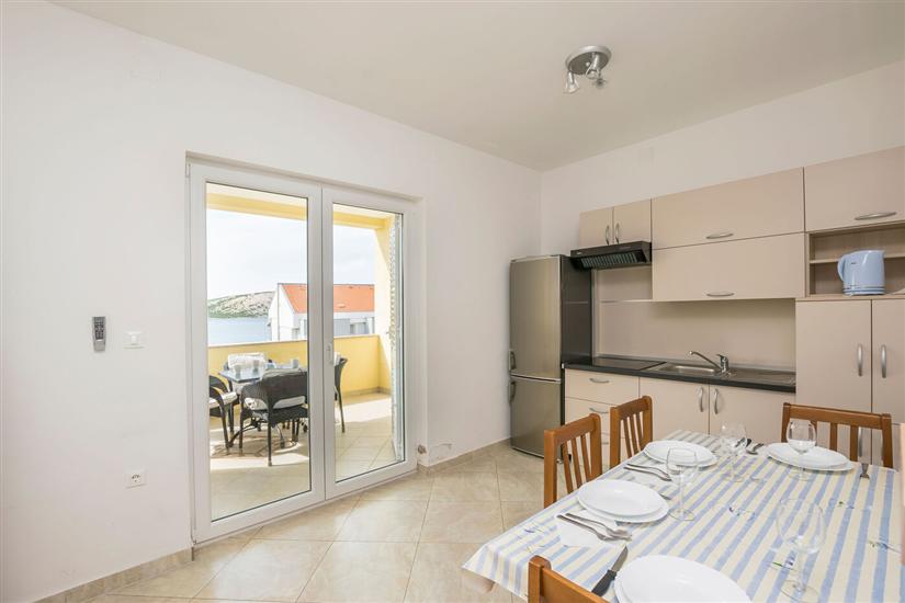 Apartment A5, for 4 persons