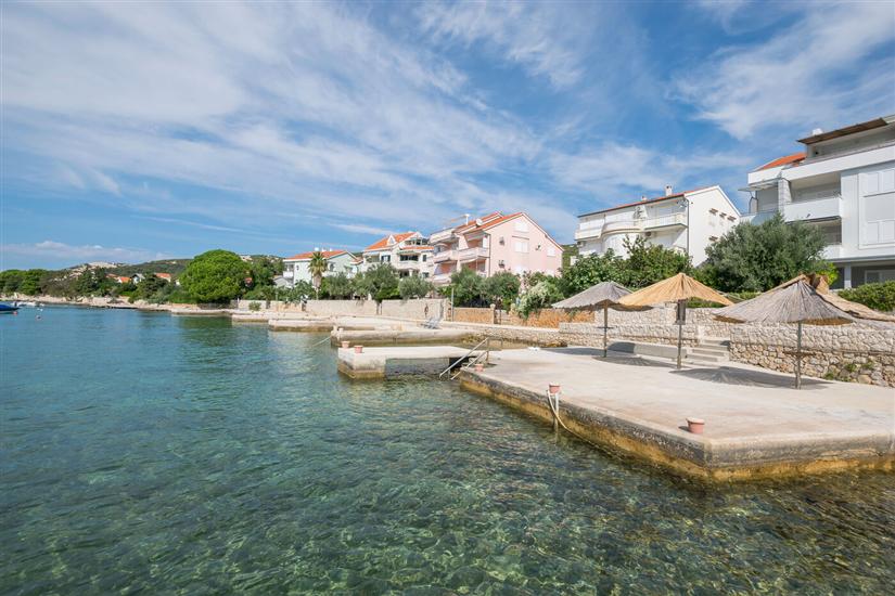 Apartments Only For Family