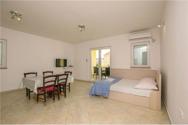 Apartment A3, for 4 persons