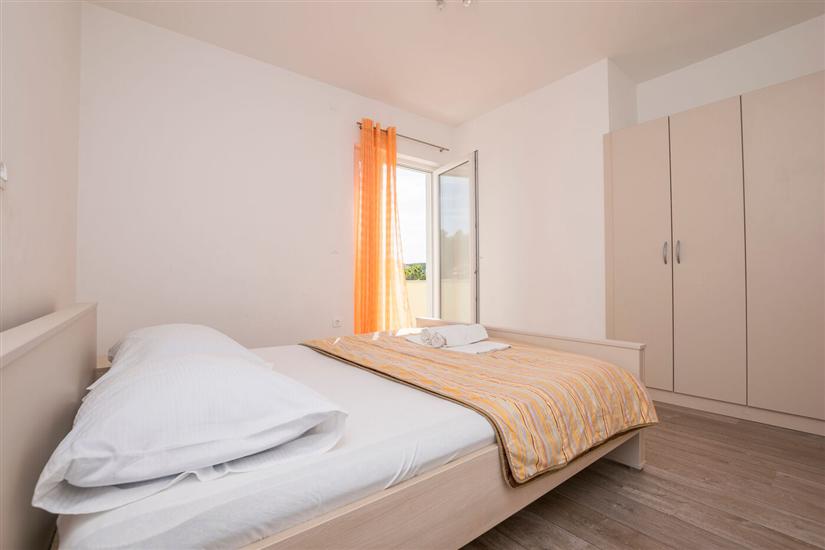 Apartment A4, for 4 persons