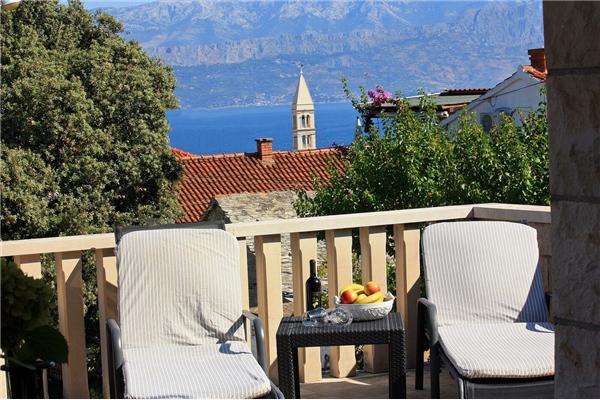 Apartment A2, for 8 persons