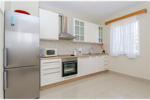 Apartment A1, for 7 persons