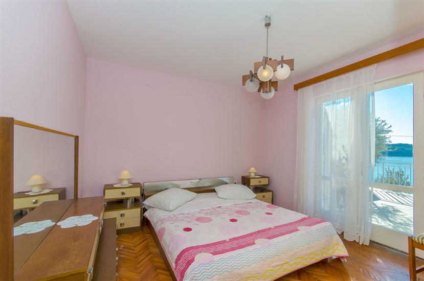 Apartment A1, for 7 persons
