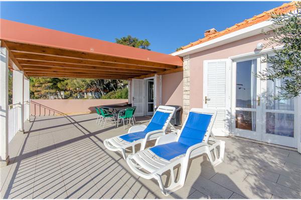 Apartment A1, for 7 persons