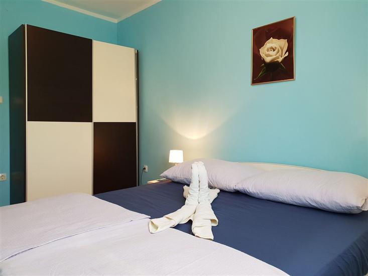 Apartment A1, for 6 persons