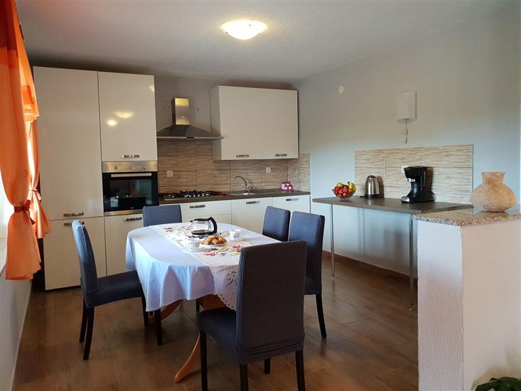 Apartment A1, for 6 persons