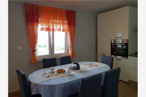 Apartment A1, for 6 persons