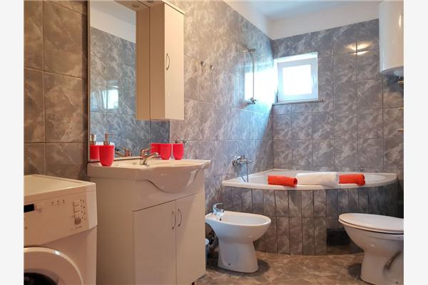 Apartment A1, for 6 persons