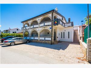 Apartment North Dalmatian islands,BookSkundricFrom 79 €