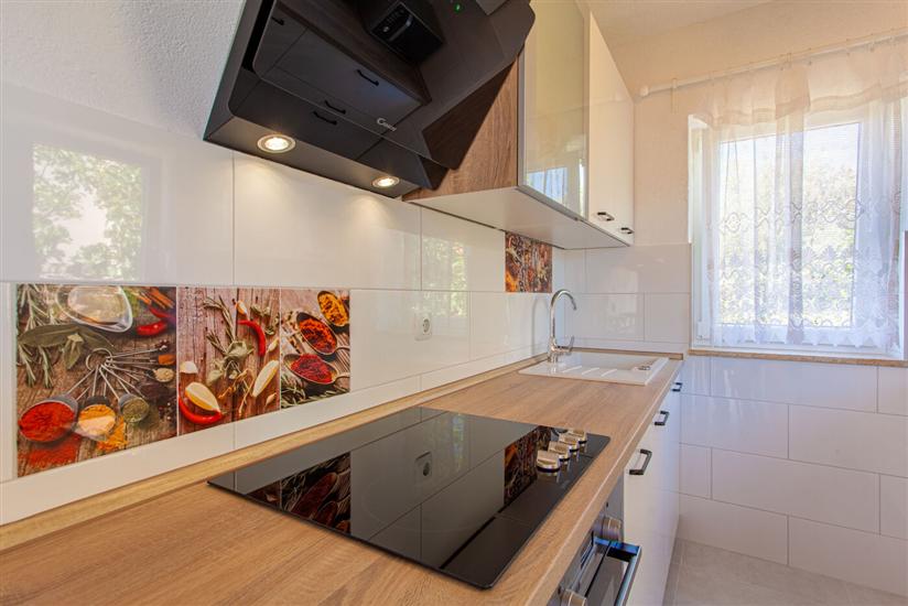 Apartment A1, for 6 persons