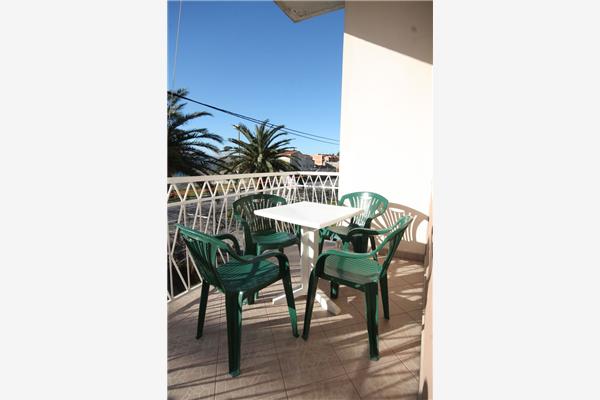 Apartment A8, for 4 persons