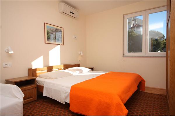 Apartment A8, for 4 persons