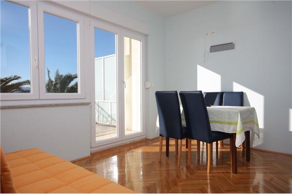 Apartment A8, for 4 persons