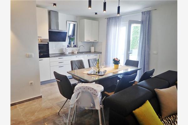 House K1, for 8 persons