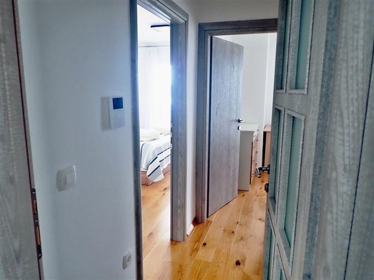 House K1, for 8 persons