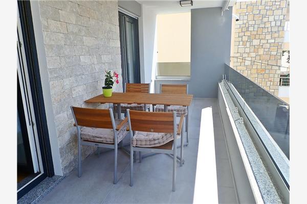 House K1, for 8 persons