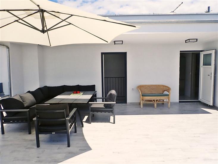 House K1, for 8 persons