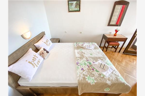 Apartment A2, for 4 persons