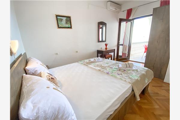 Apartment A2, for 4 persons