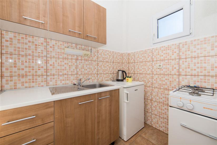 Room A3, for 3 persons