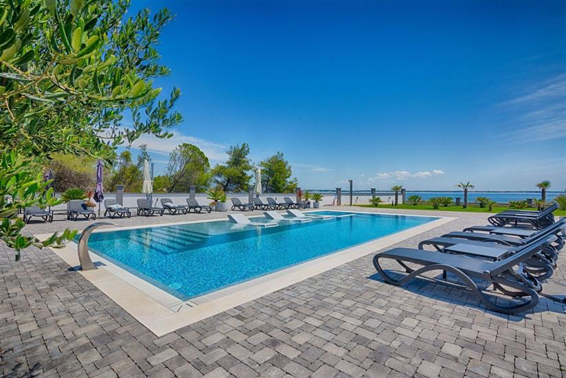 Apartments Basic Vesna