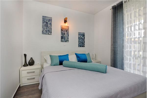 Apartment A2, for 6 persons