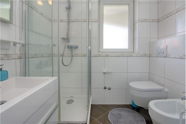 Apartment A2, for 6 persons